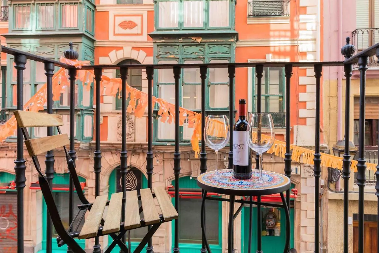Apartment Ferienwohnung Bilbao Chic Barrena Old Town Spanien