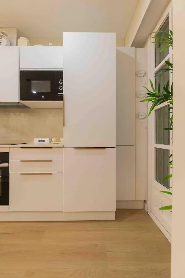Ferienwohnung Bilbao Chic Barrena Old Town Apartment