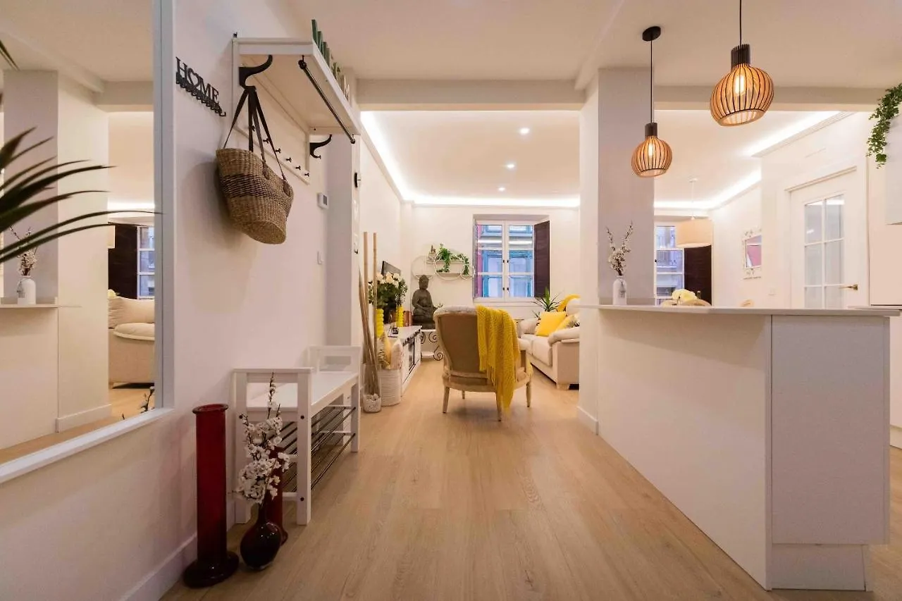 Ferienwohnung Bilbao Chic Barrena Old Town Apartment